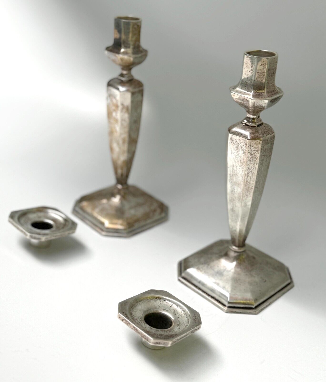 Vintage Mueck-Cary Sterling Silver Pair of Candle Sticks w Monogram 9 1/2 "(WeP)