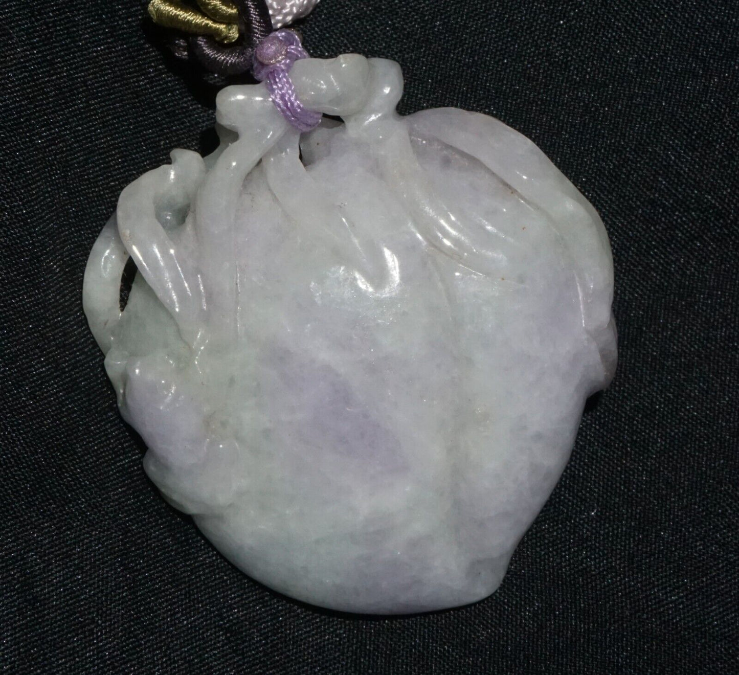 Vintage Chinese Lavender Jade Peach Motif Pendant & Cord Necklace (---)