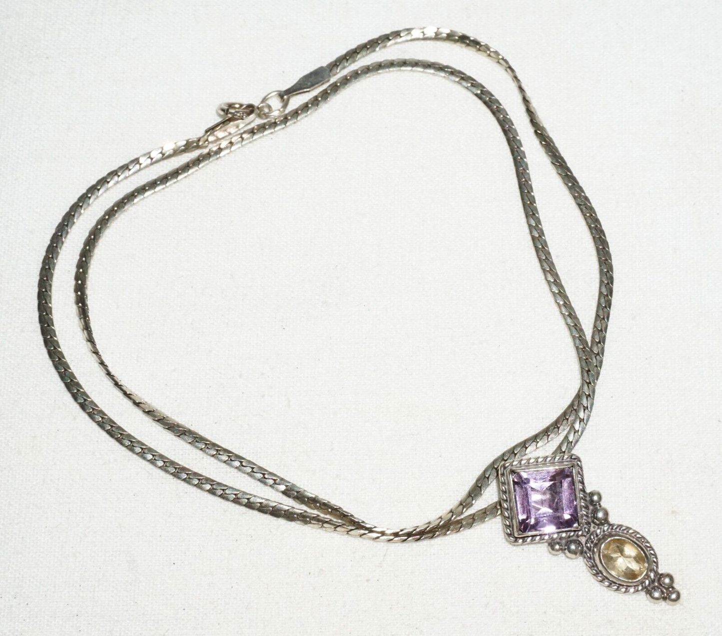 Vintage Sterling Silver Necklace w. Pendant w. 1x Amethyst & Golden Topaz (---)