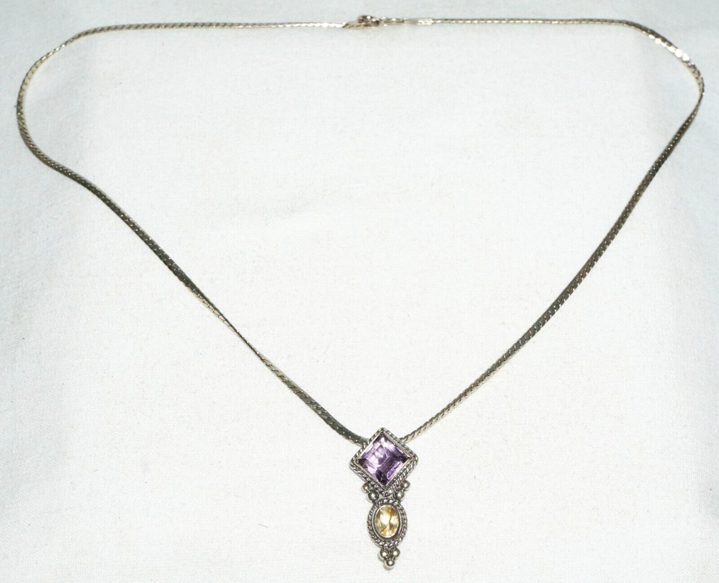 Vintage Sterling Silver Necklace w. Pendant w. 1x Amethyst & Golden Topaz (---)