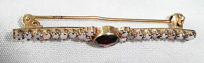 1900 EDWARDIAN UNMARKED YELLOW GOLD BAR PIN w. GARNET & WHITE OPALS (Le)