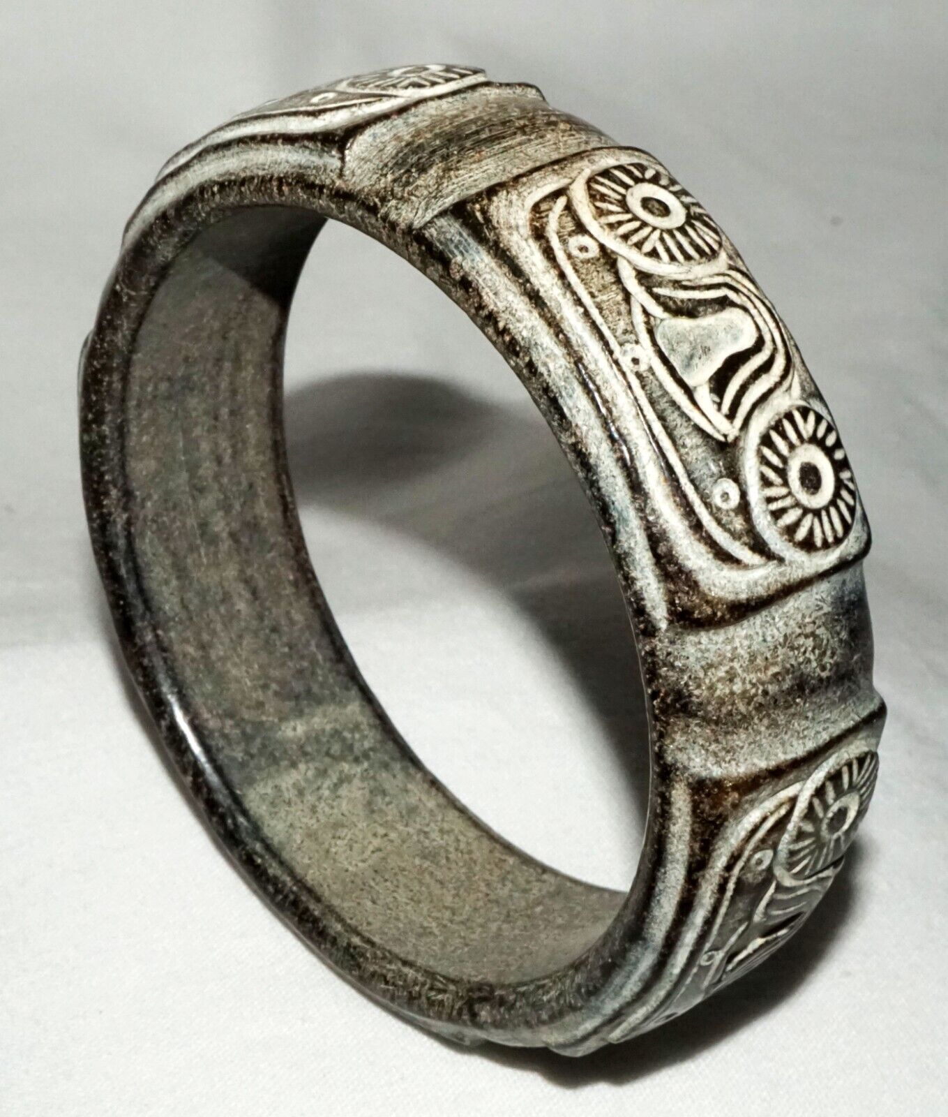 Vintage Chinese Steatite Archaistic Relief Carved Bangle Bracelet (LeS) B51