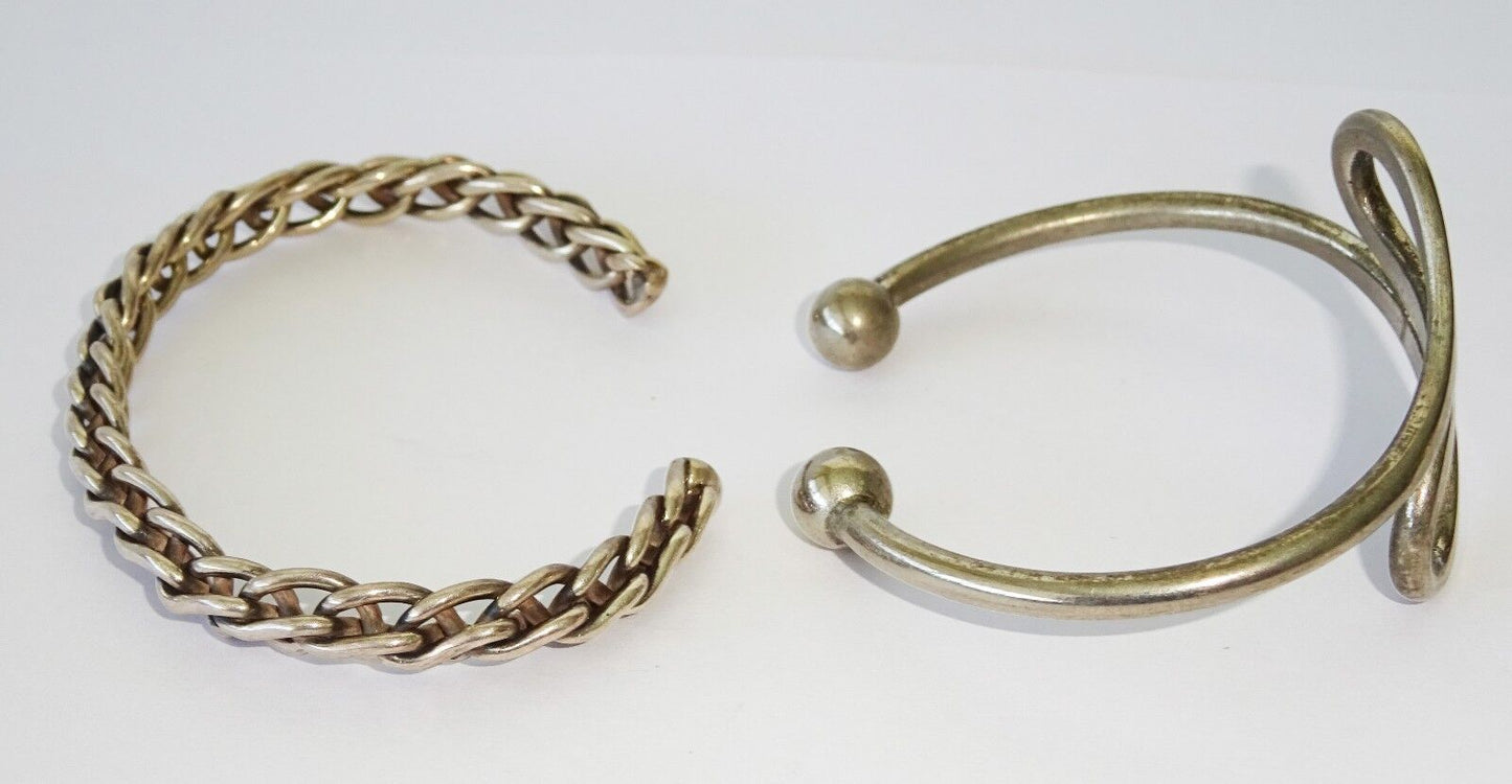 2Pc Modernist Silver Bracelets w. Abstract Curviliniar & Weave Motifs (Yir)