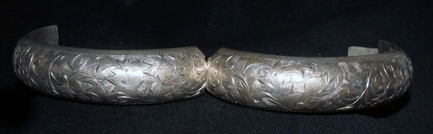 Vintage Japanese 950 Silver Hinged Bangle Bracelets Incised Scroll Motifs (WoJ)