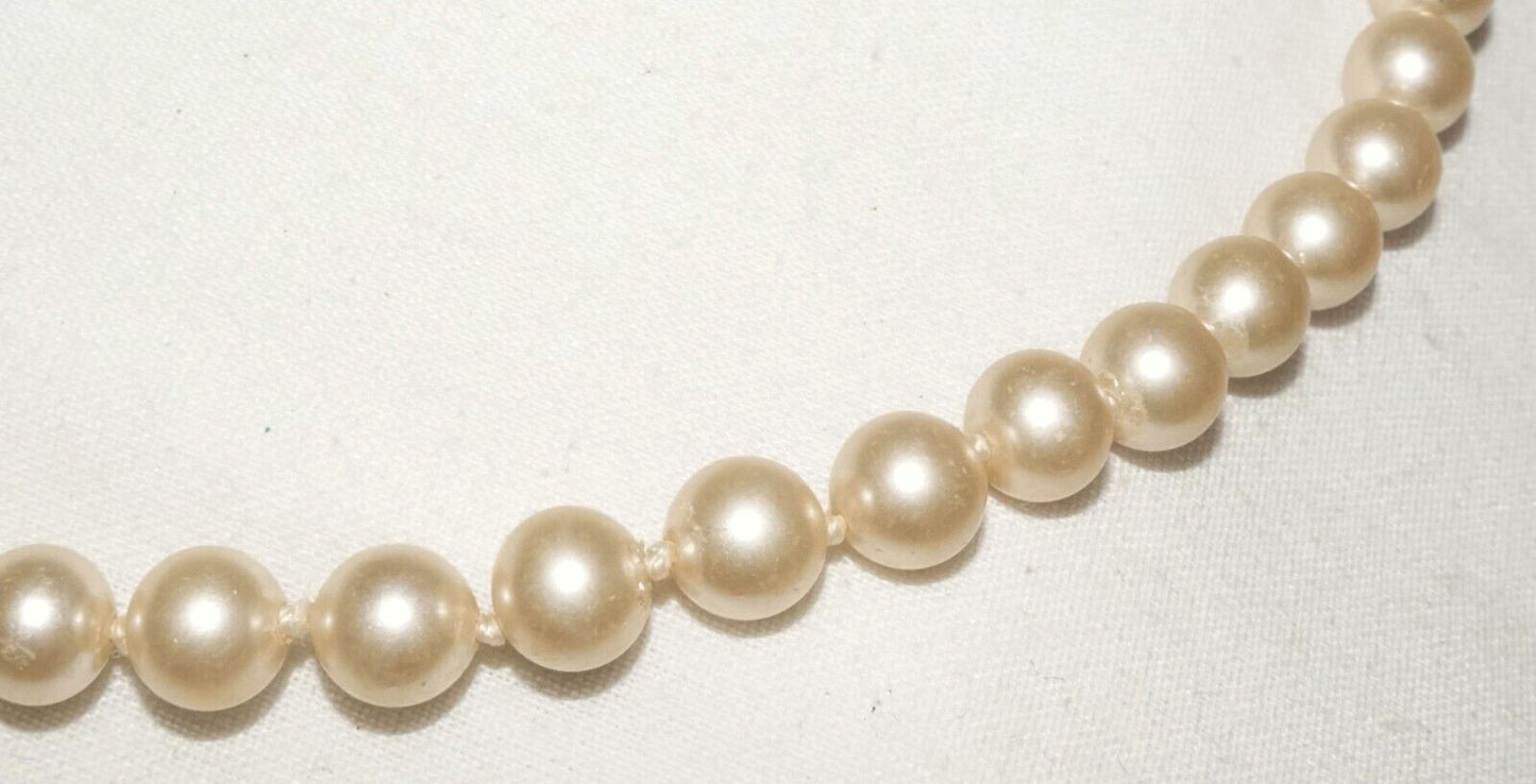 Vintage Faux Pearl Necklace w. Gold Plated Silver Filigree Clasp (InS)L5 1st