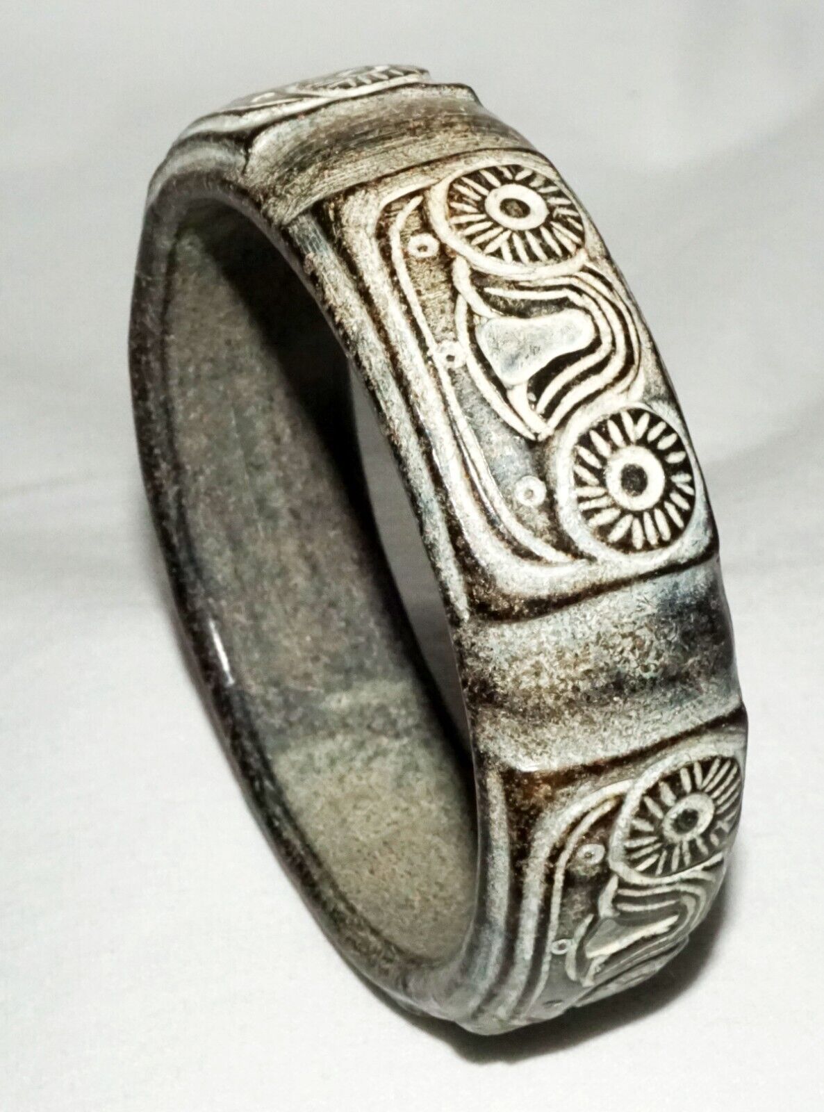 Vintage Chinese Steatite Archaistic Relief Carved Bangle Bracelet (LeS) B51