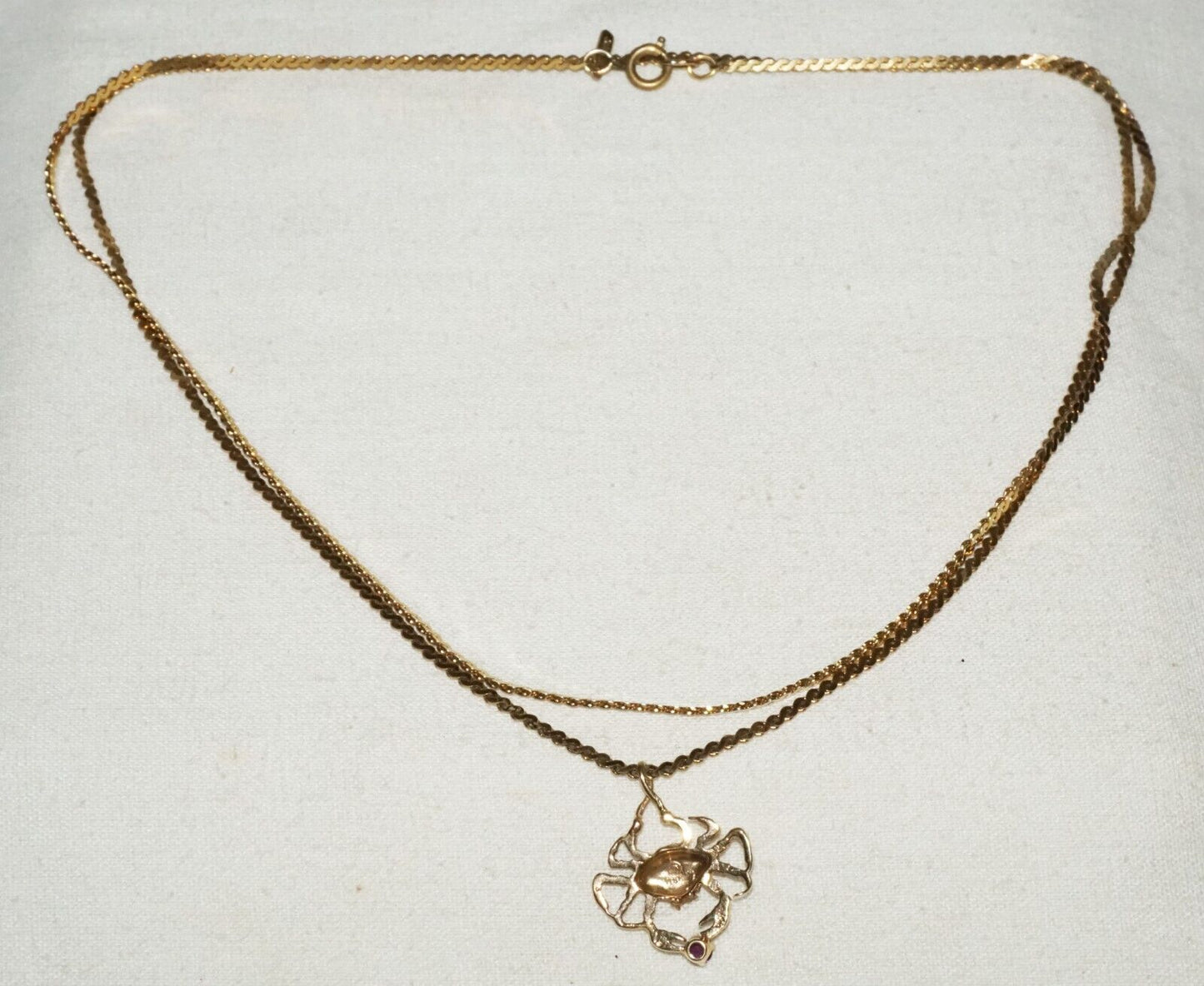Vintage Gold Plated Necklace w 14k Yellow Gold Zodiac Cancer Motif Pendant (KiL)