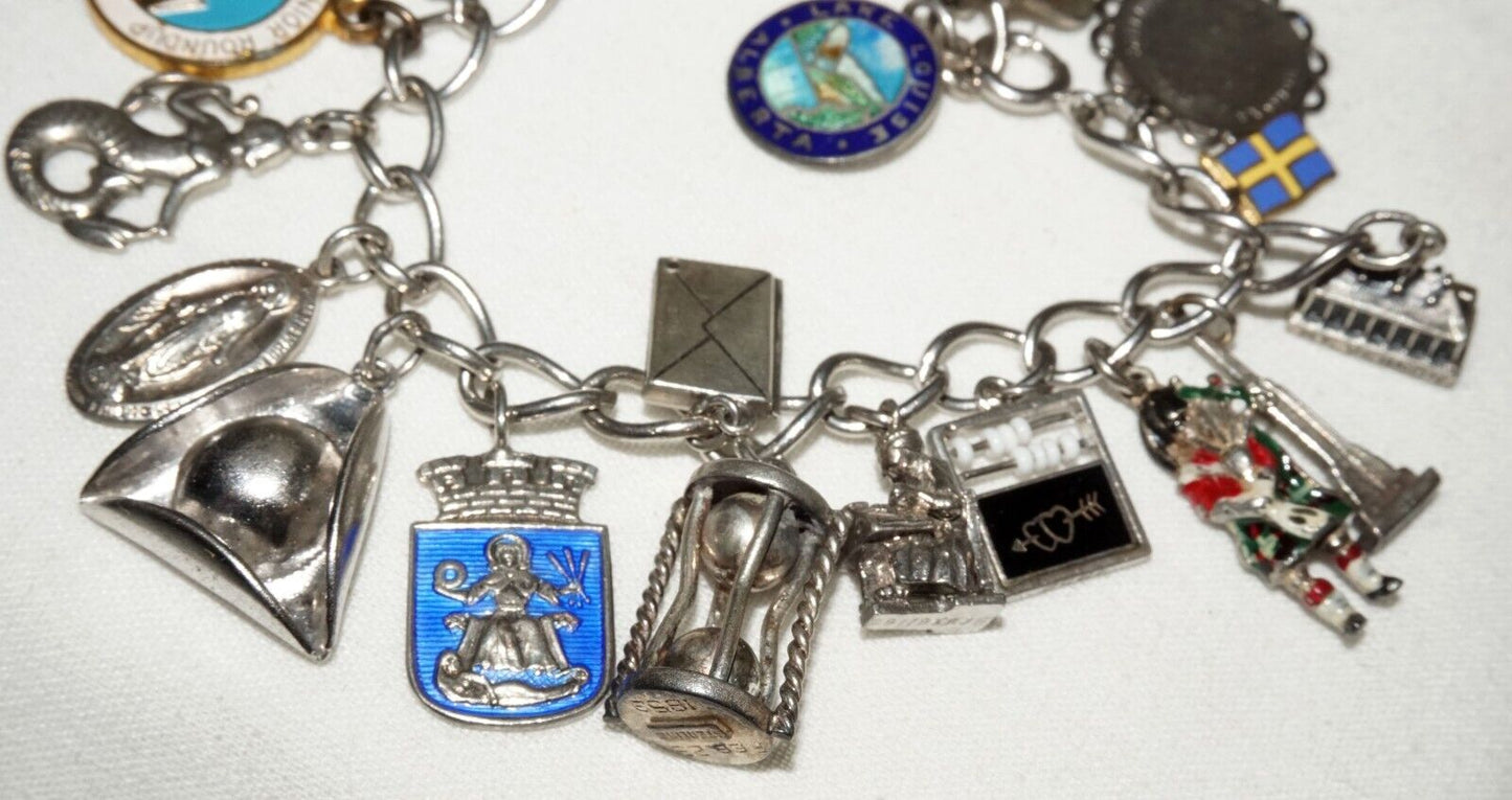 Vintage Sterling Silver 21x World Travel Charms Bracelet incl. Coins etc(KoS) L8