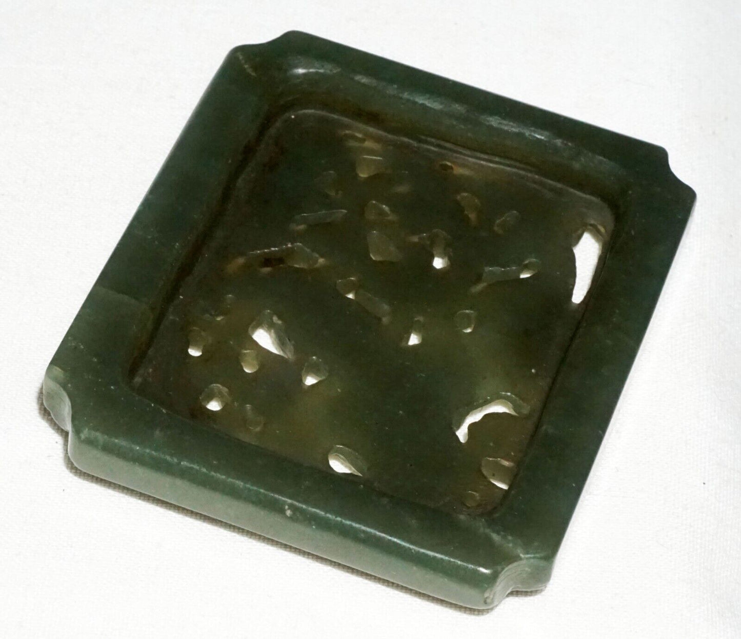 Antique Chinese Dark Green Nephrite Jade Pierced Cover Dragon Lingzhi Bat (---)