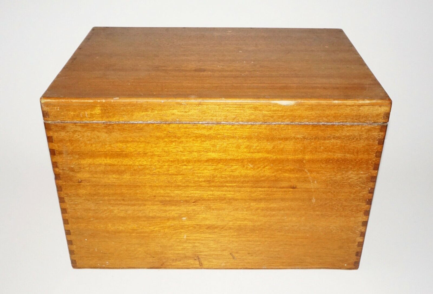 Antique Hawaii Tin Lined Hinged Top Plain Monkey Pod Wood Box w. Lock (Leh)