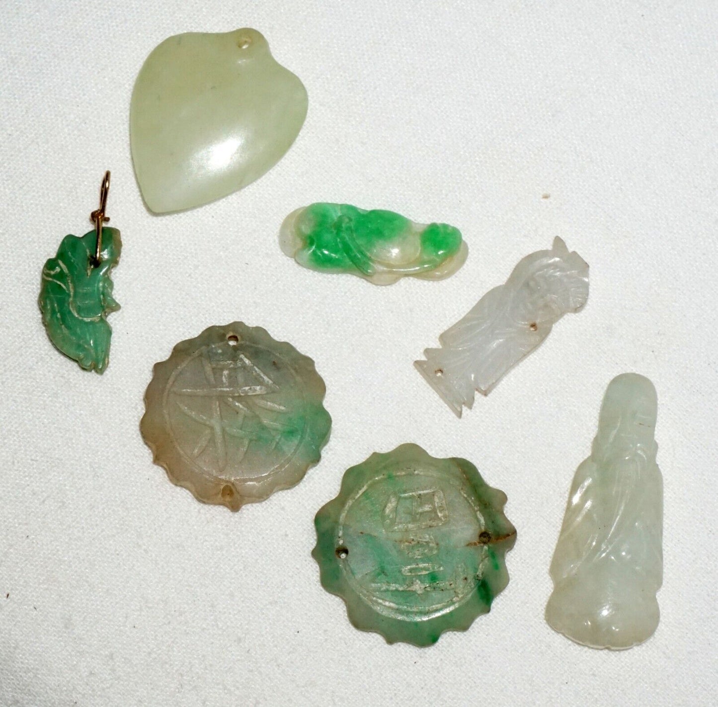 7Pc Vintage Chinese Miniature Jadeite Jade Carved Pendants & Ornaments (***)
