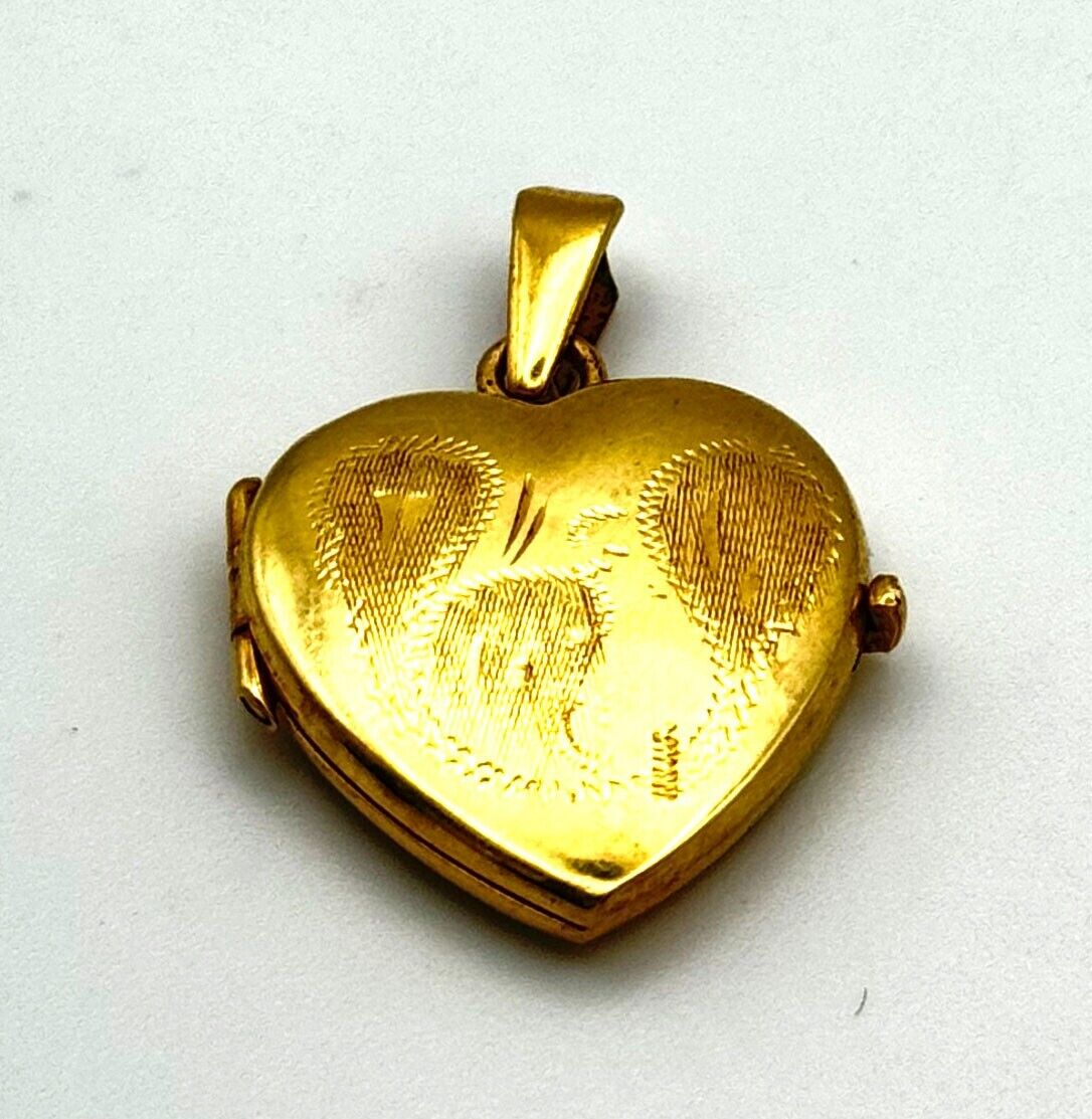 Vintage Italian 14k Yellow Gold Double Heart Locket Pendant for 2 Photos (McC)