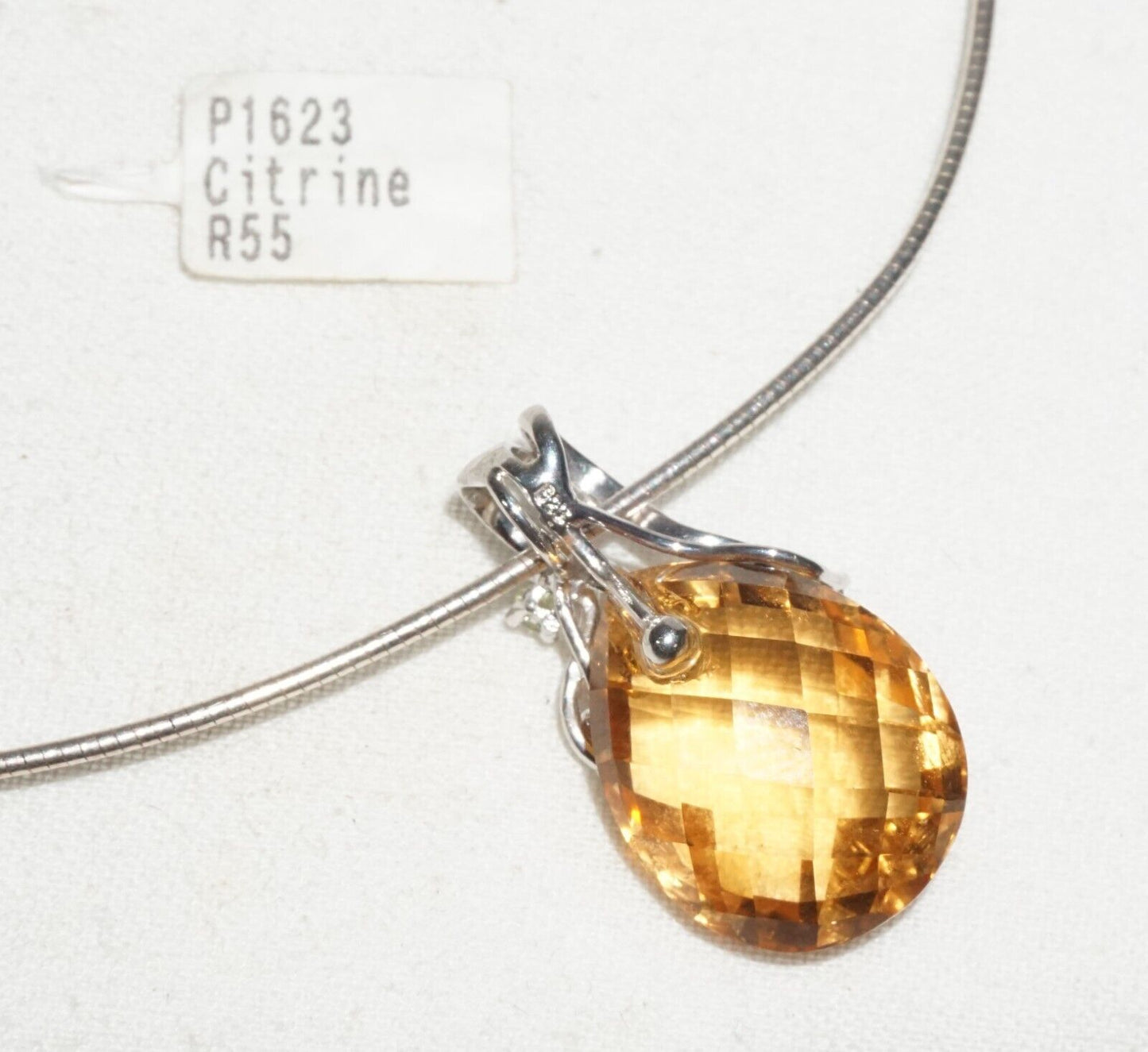 Vintage Sterling Silver Cable Choker Necklace w. Topaz & Peridot Pendant (---)