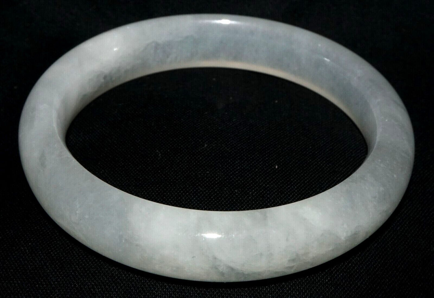 Vintage Chinese Semi Translucent White Jadeite Jade Bangle Bracelet (LeS) G11
