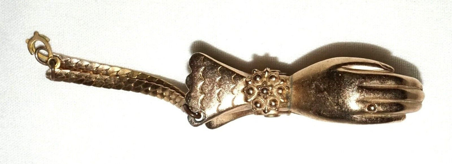 Antique Gold Plated Two Hands Motif Clamp Clip w. Chain & Bail Ring (WoJ)