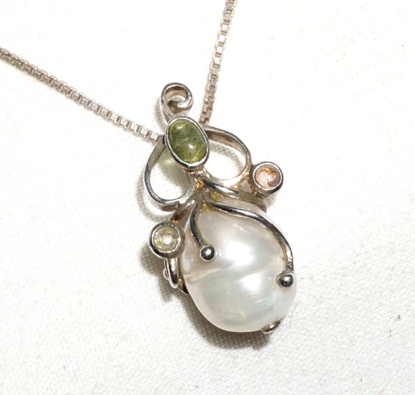 Vtg Sterling Silver Choker Necklace w. Silver & Pearl & Tourmaline Pendant (---)