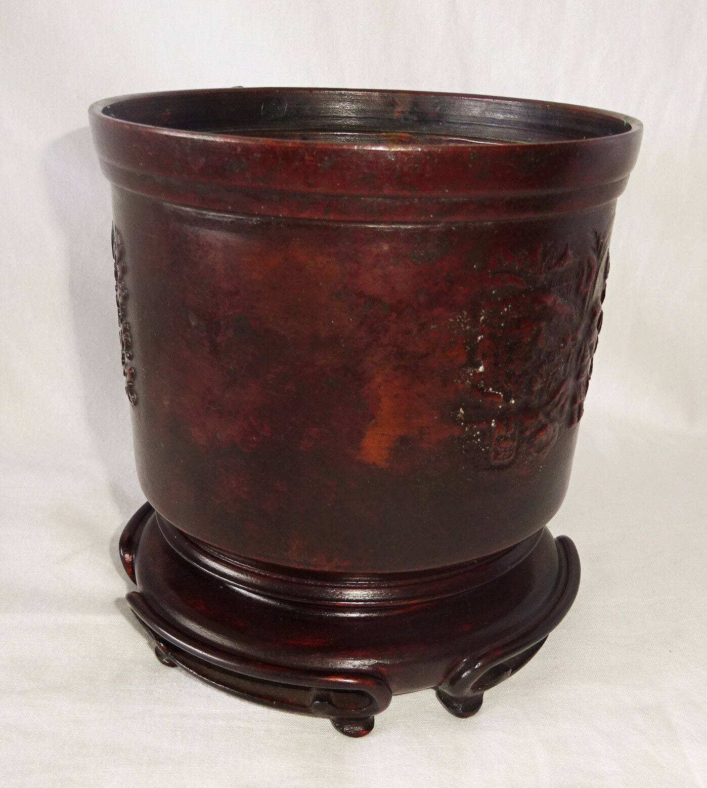 18/19C Chinese Bronze Scholar Motif Brush Pot w. Lingzhi Handle & Stand (808)
