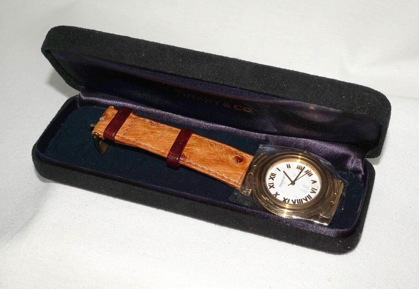 Tiffany & Co., Classique by Jean Schlumberger, 18k Gold Quartz Wristwatch (InS)4