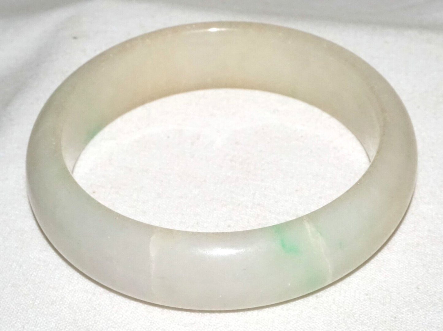 Vintage Chinese Yellowish Off White & Green Jadeite Jade Bangle Bracelet (InS#L3