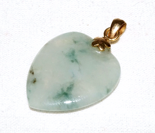 Vintage Chinese 14k Yellow Gold Translucent Jadeite Jade Heart Pendant (InS)L6