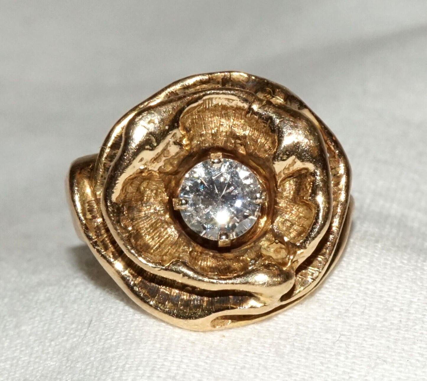 Vintage 14k Yellow Gold Rose Motif Ring Sz.5 w. 1x Diamond 1/2 ct. (KoM)