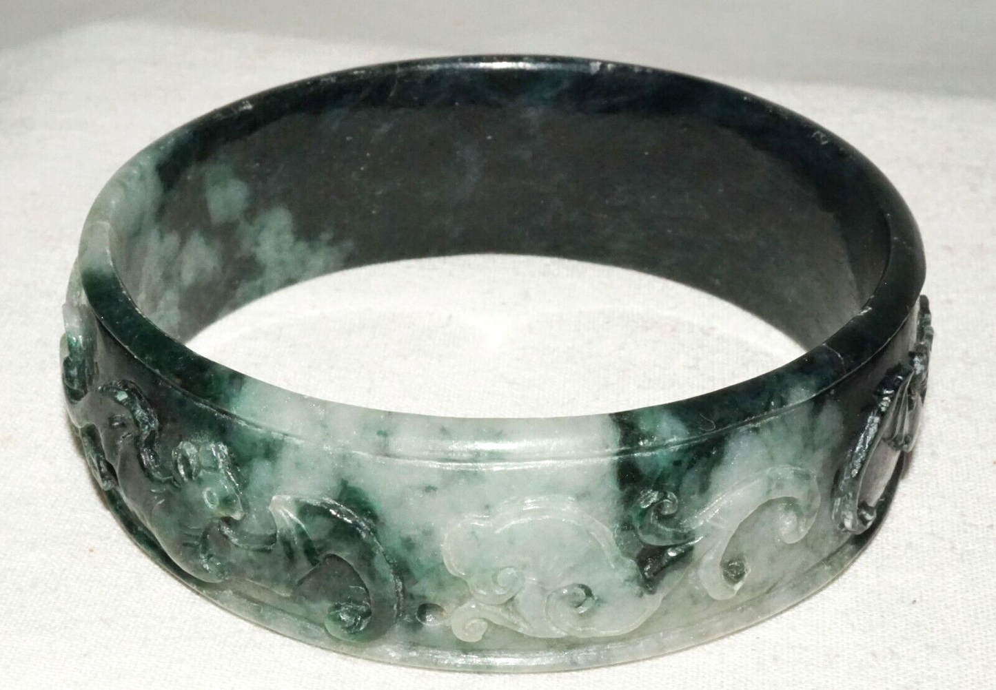 Vintage Chinese White & Green Jadeite Jade Bangle Bracelet Bat & Coin (LeS)L25