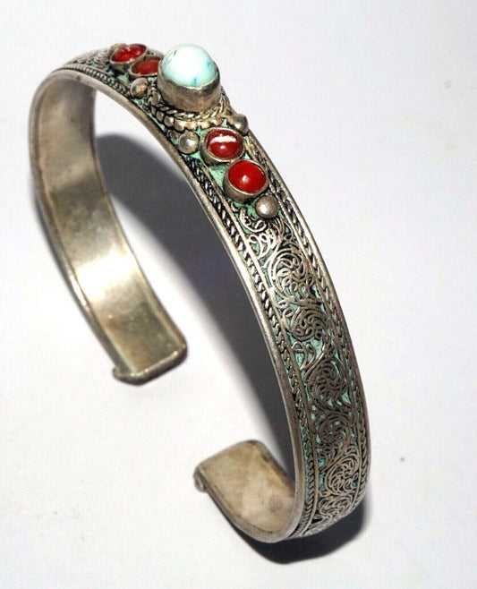 Vintage Tribal Unmarked Silver Alloy Cuff Bracelet w Colored Stone Accents (LeL)