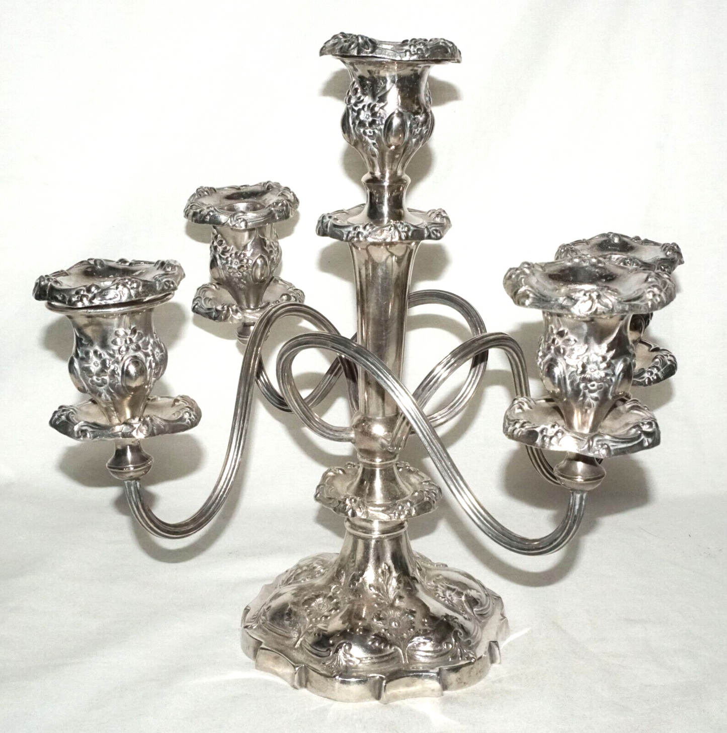 US Antique Silver Quadruple Plated Flower Motif Candelabra Meriden Company (KoS)