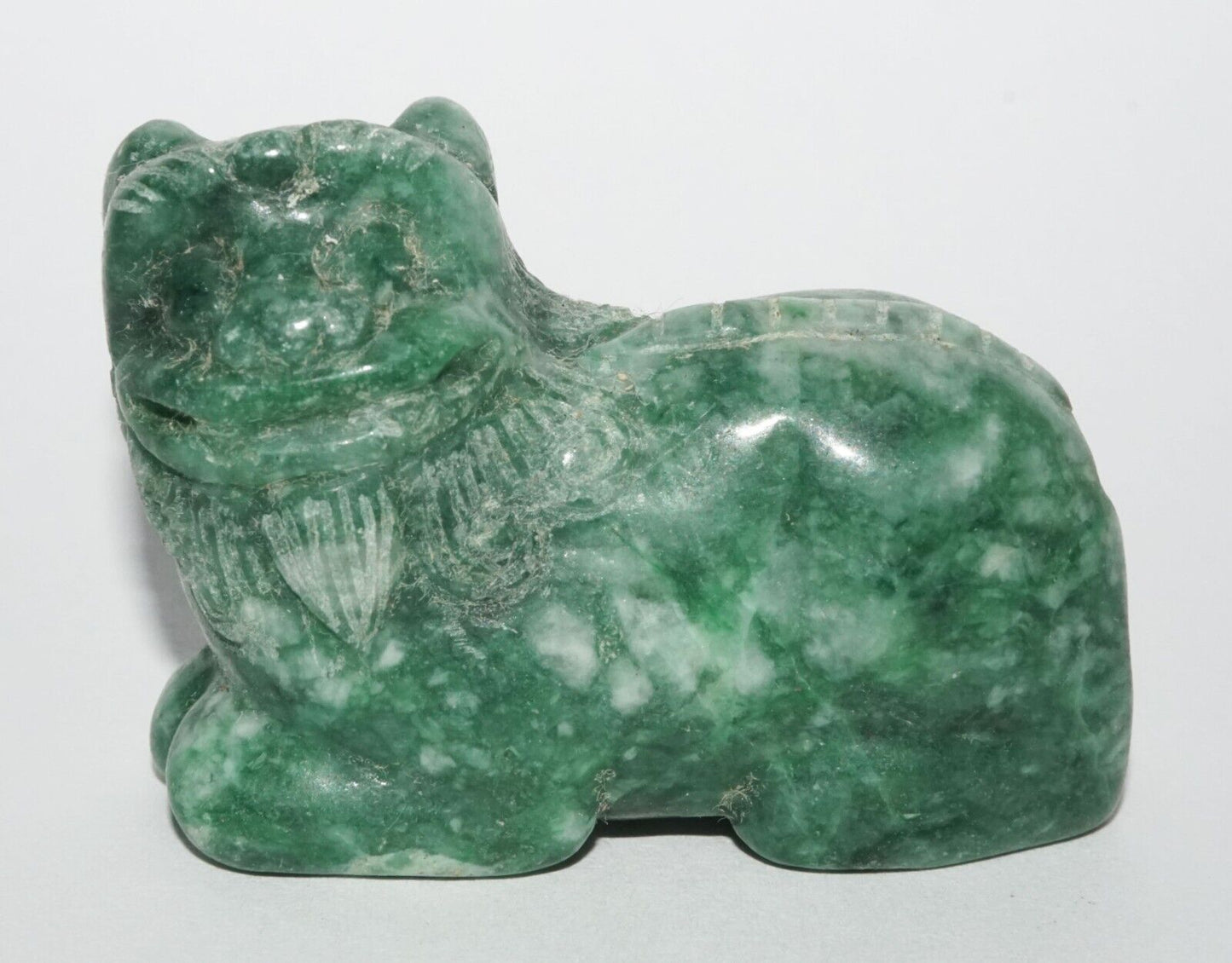 Vintage Chinese Jadeite Jade Carved Snuff Bottle w. Resting Foo Dog (LeS) G12