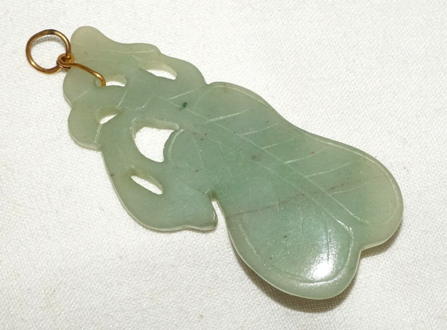 Vintage Chinese Green Jade Leaf Motif Pendant w. 14k Y. Gold Bail (LeS)L21