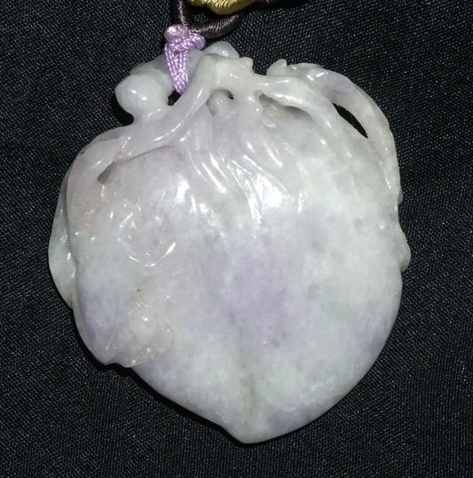 Vintage Chinese Lavender Jade Peach Motif Pendant & Cord Necklace (---)