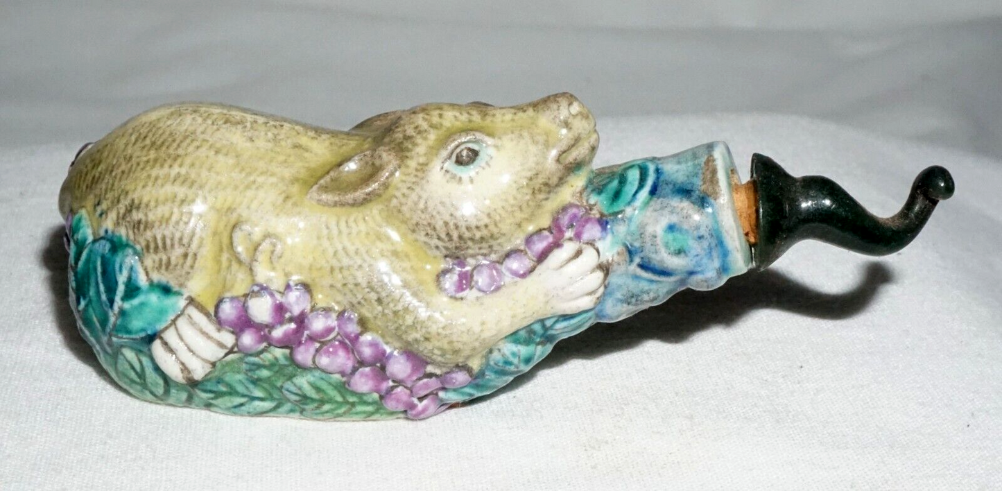 Antique Chinese Porcelain Snuff Bottle w. Rat on Gourd & Vine Motif (LLA)