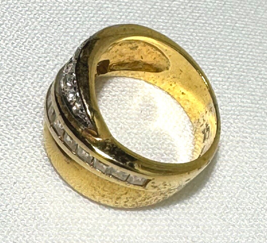 Y Gold Plated Sterling Ring w Synthetic Diamond Accents Size 5.75 (KiL)7