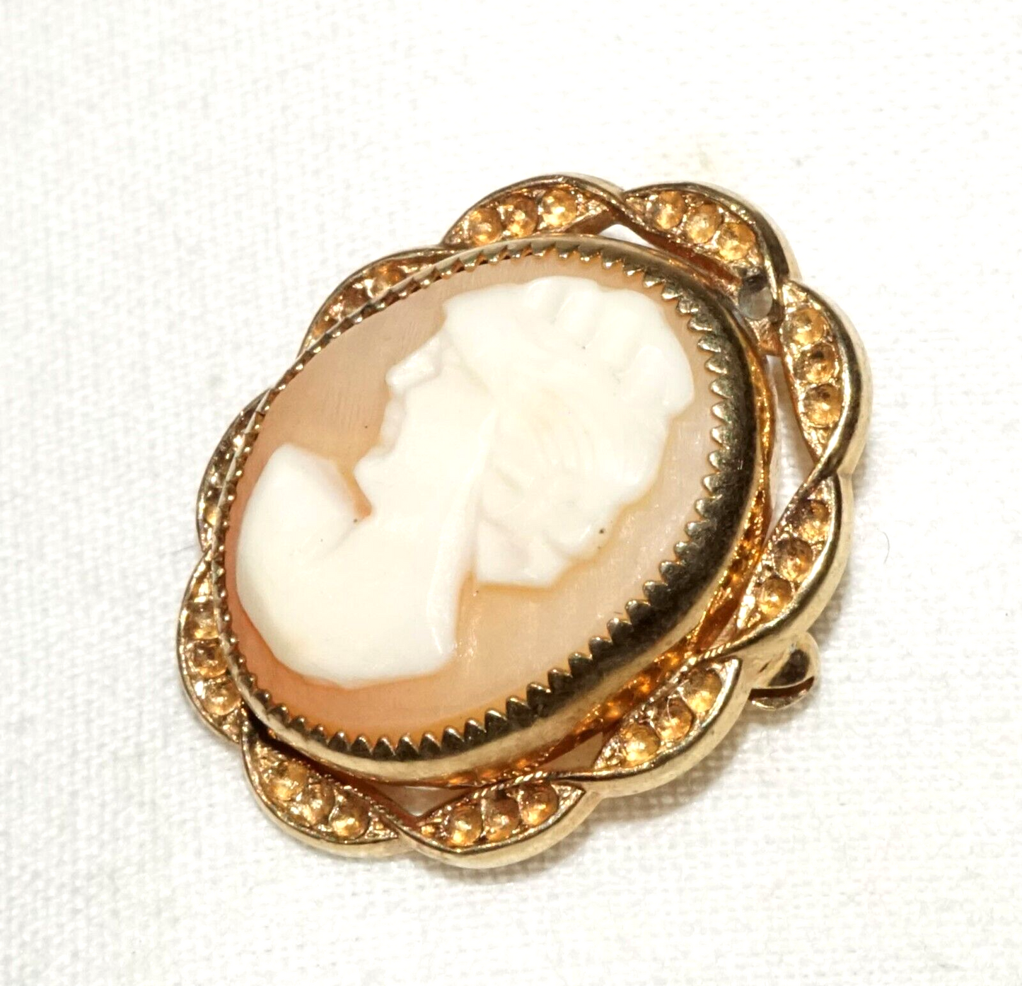 Vintage Gold Plated Shell Cameo w. Woman's Bust Motif (GoB) #10