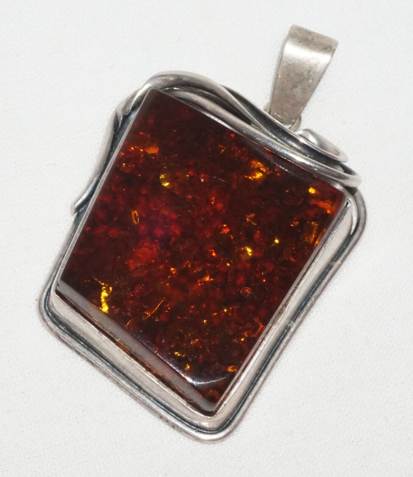 Vintage Modernist Sterling Silver Pendant with Baltic Amber Accent (LoC)22