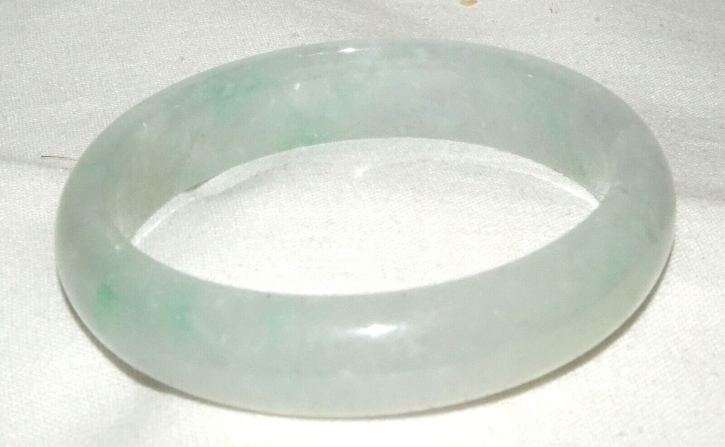 Vintage Chinese Semi Translucent Pale Green Baby Jadeite Jade Bracelet (LeS)L25