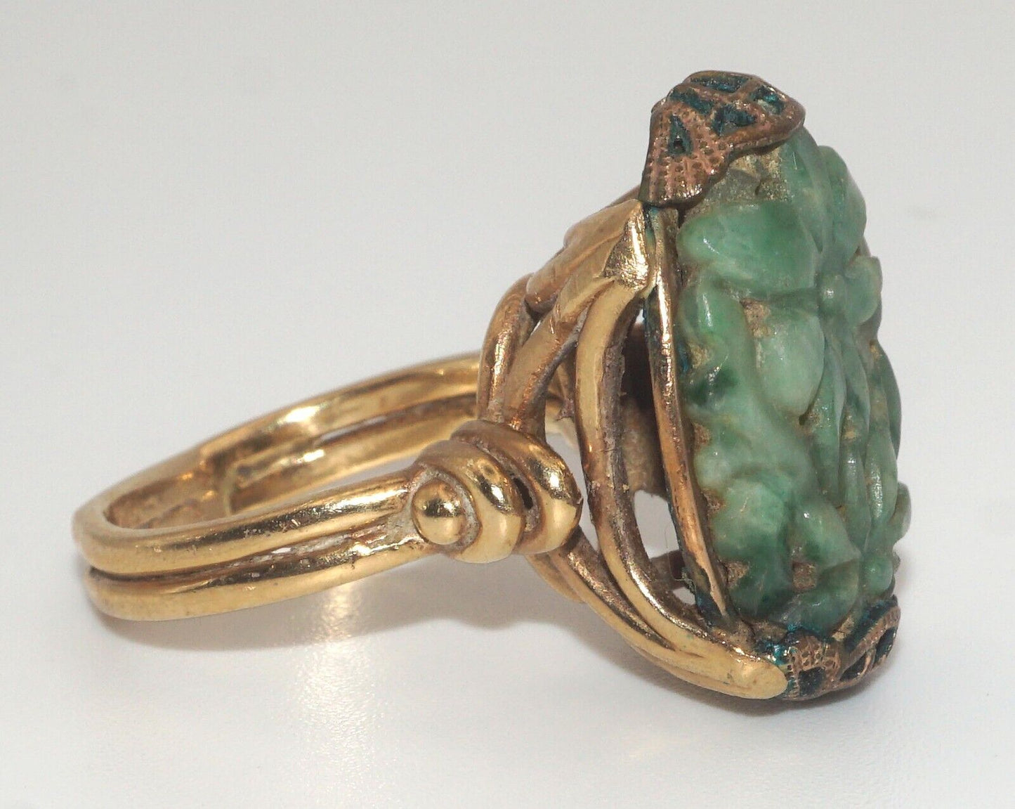 Vintage 14k Yellow Gold Filigree Ring Sz. 7 1/4 w Carved Floral Jadeite (LeD)