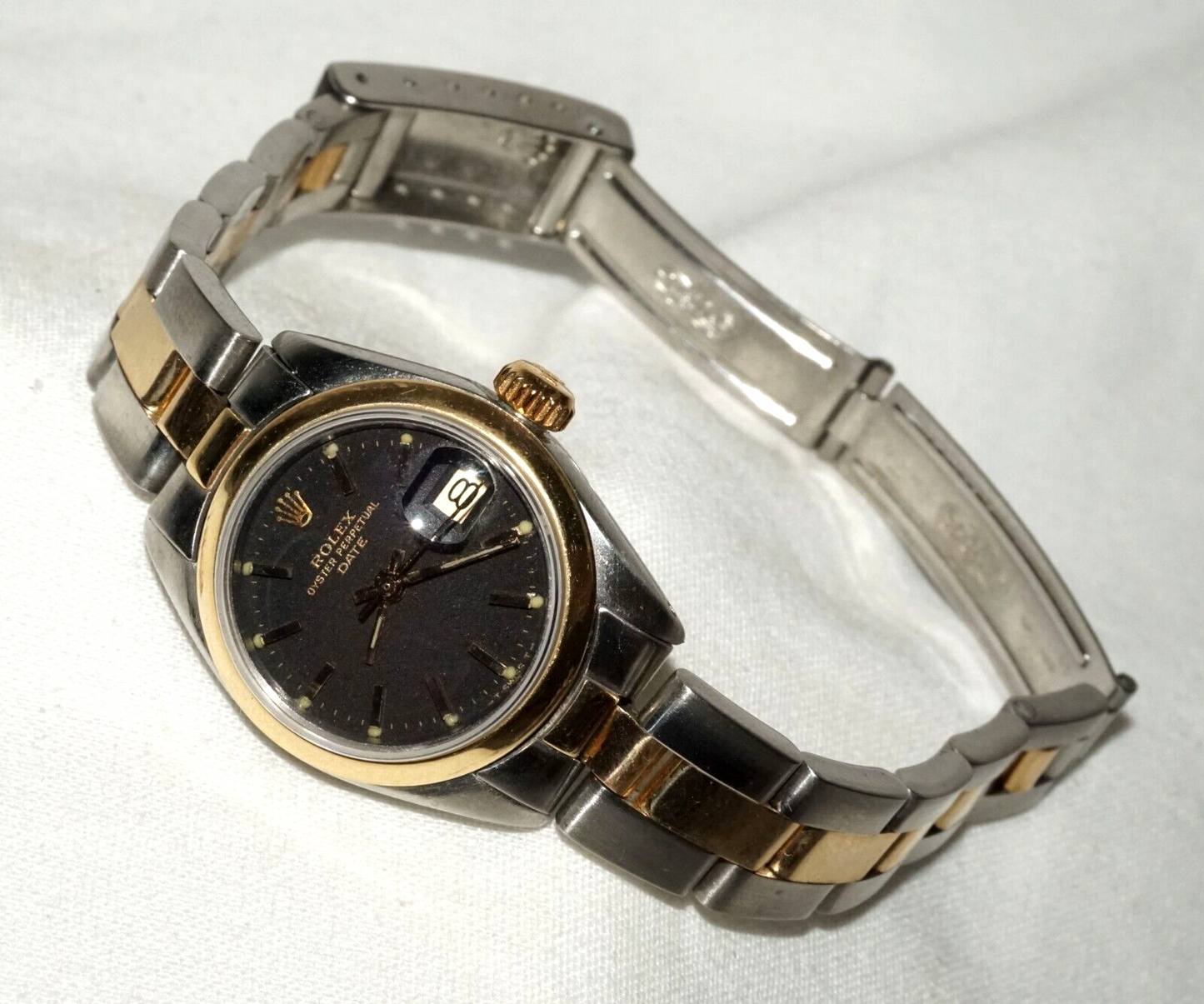 1970s Rolex DateJust Woman's Wristwatch Stainless & Gold & Black Dial (MHB)