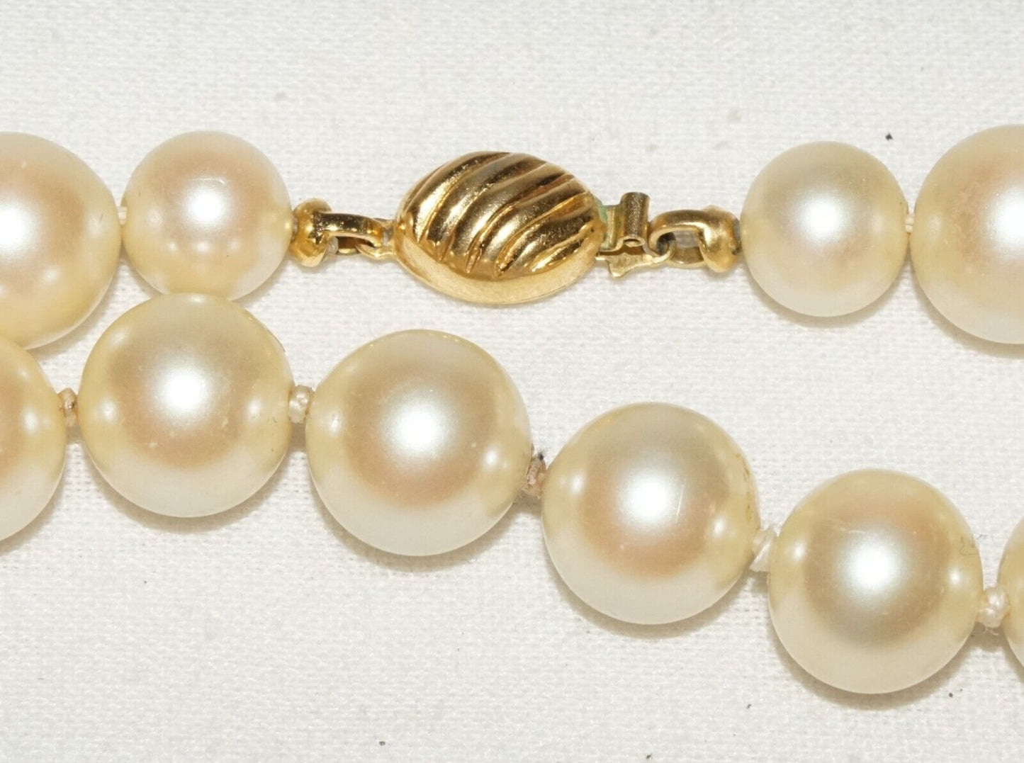 Vintage Faux Pearl Necklace 30" w. Gold Plated Clasp (KoS) L15