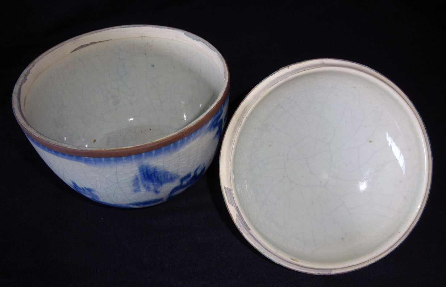 19C Chinese Blue & White Design Covered Pot w. Figures in Landscape Motif (Drc)