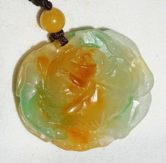 Vintage Chinese Semi Translucent Jadeite Jade Pendant w. Flower Motif (---)