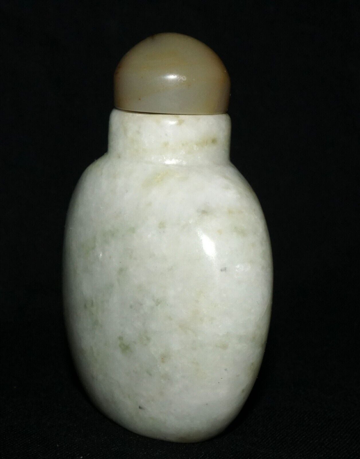 Vintage Chinese White & Green Jadeite Jade Snuff Bottle w. Agate Stop (LeS) G11