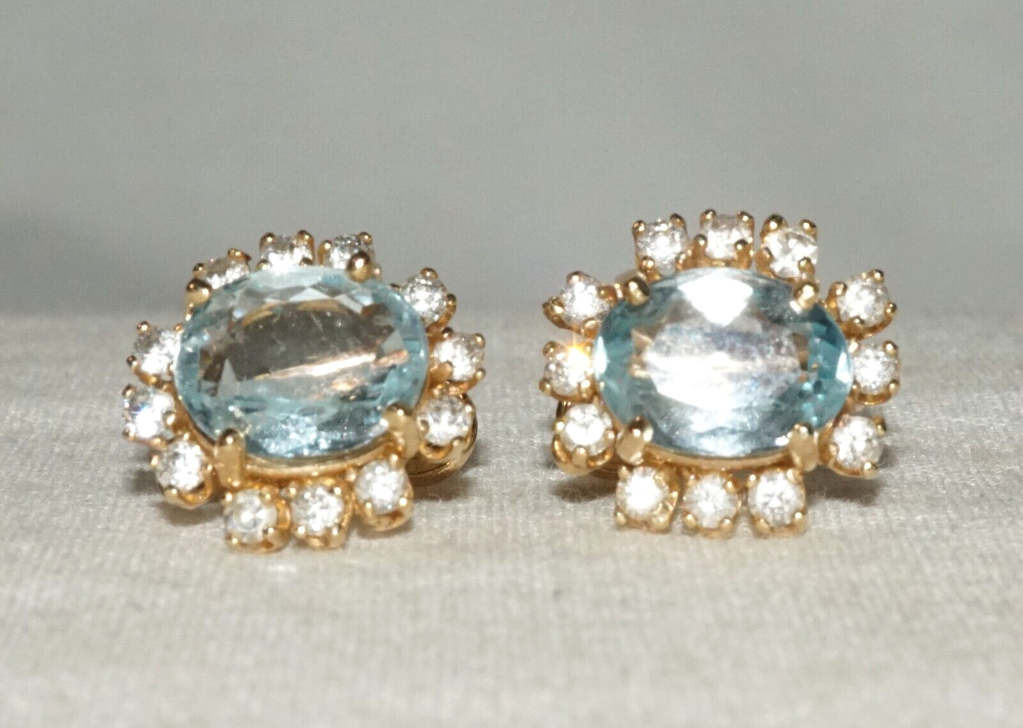 Vintage US 14k Yellow Earrings w. 2x Blue Topaz & 12x Cubic Zirconia (GoB)#13b