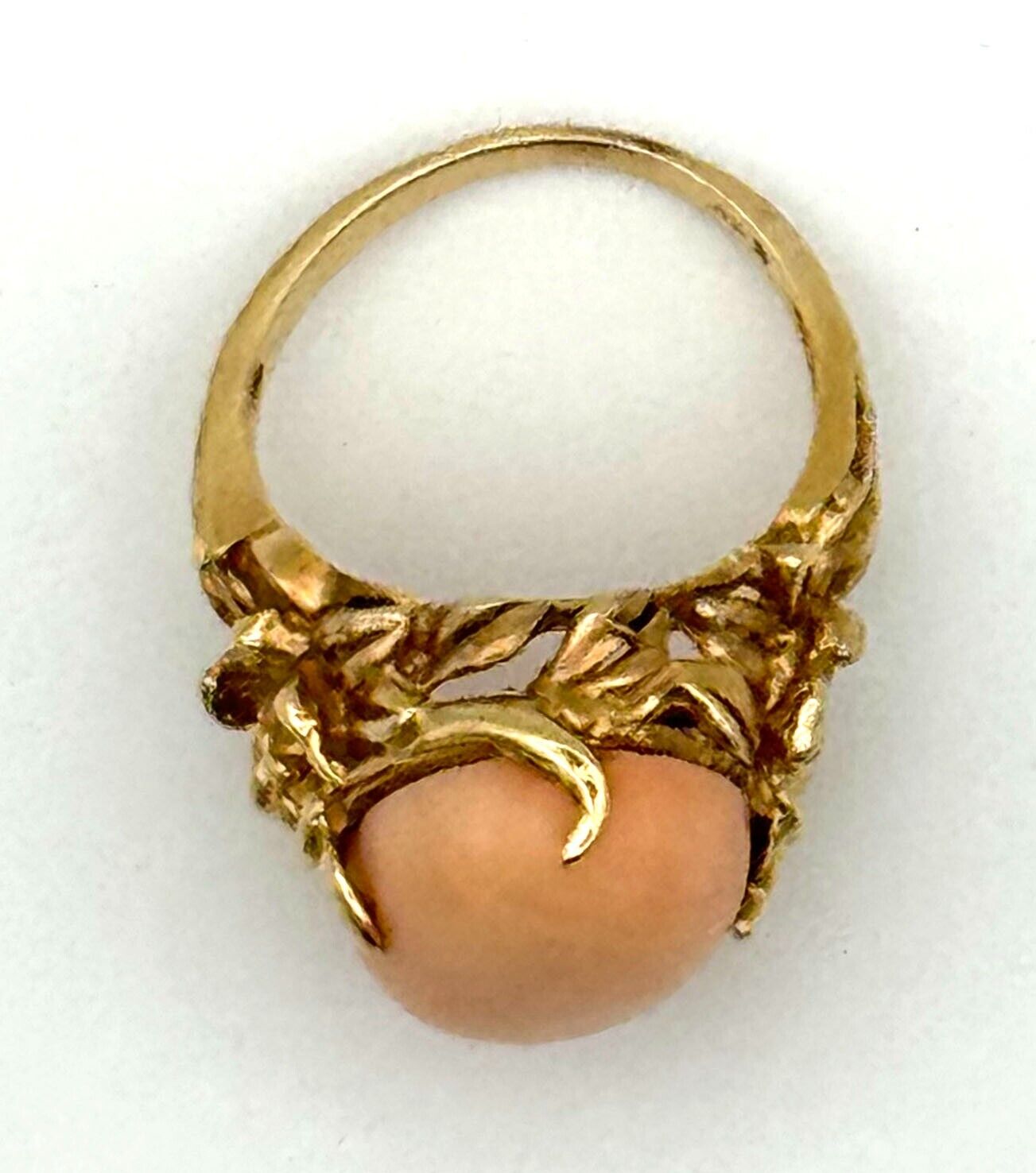 Vtg. 14k Y. Gold Ring w Floral Filigree & Salmon Coral Cabuchon Sz. 6 (TuC)