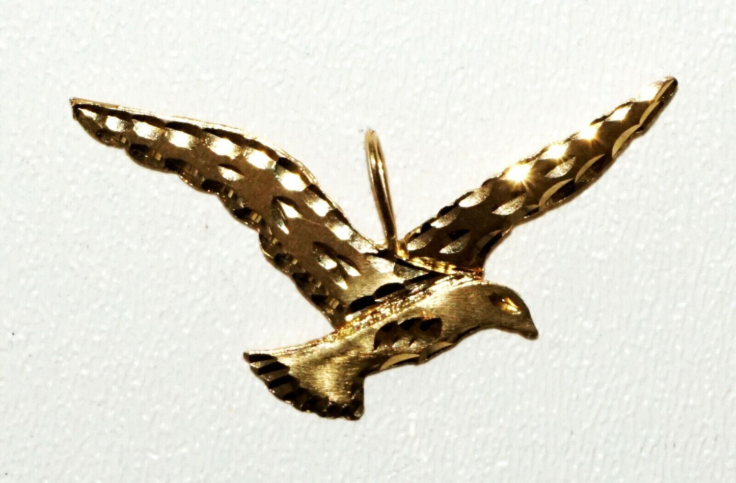 Vintage 14k Yellow Gold Flying Bird Motif Pendant (SaR)134