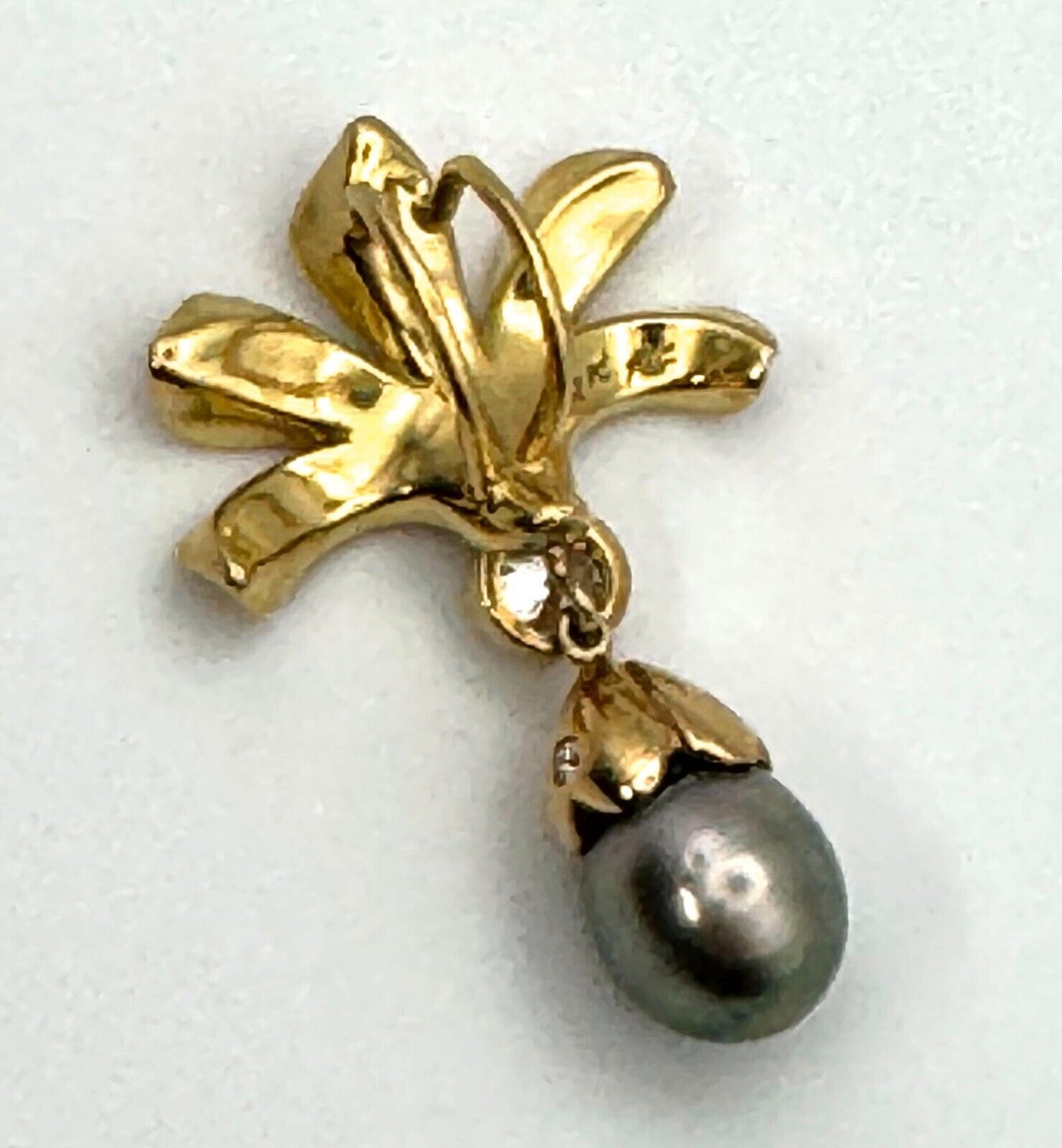 Vintage 14k Yellow Gold Floral Pendant w Diamond & Black Pearl Accents (KnK)