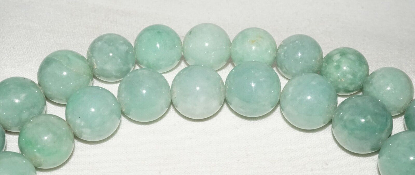 Vintage Chinese Mottled Green Jadeite Jade Graduated Bead Necklace 30" (InS)#L2