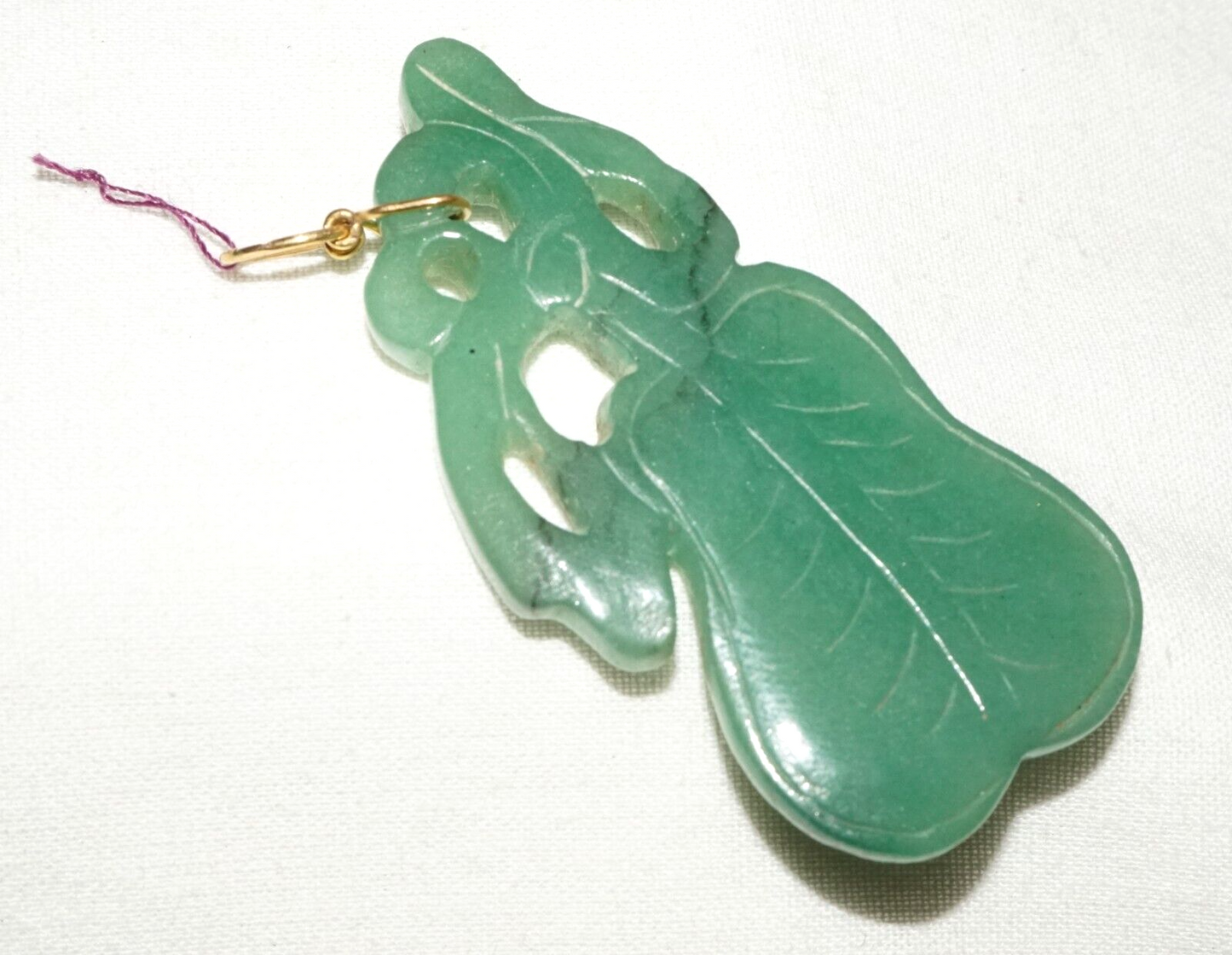 Vintage Chinese Green Jade Leaf Motif Pendant w. 14k Y. Gold Bail (LeS)L20