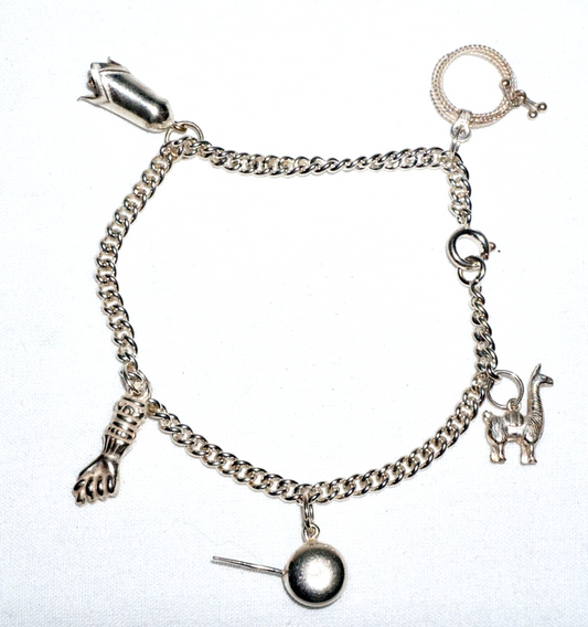 Vintage Unmarked Silver Charm Bracelet w. 5x Charms Lama Bell Oil Can (BrM)#6