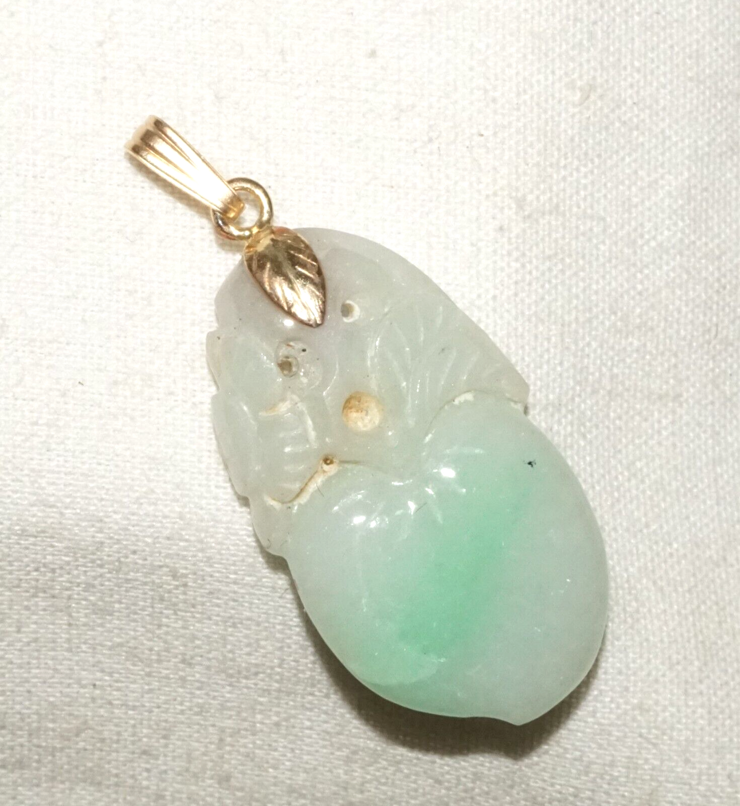 Vintage Chinese White & Apple Green Jadeite Jade Peach Motif Pendant (InS)L6